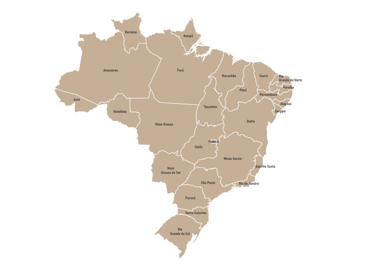 Labeled map of Brazil showing states and federal district